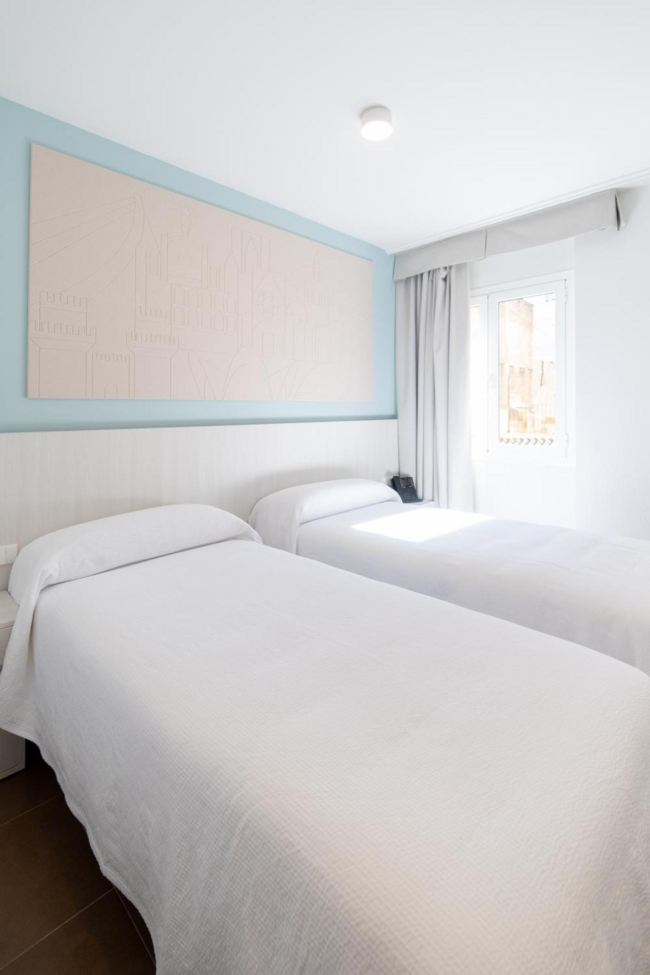 Hotel Alkazar Βαλένθια Εξωτερικό φωτογραφία