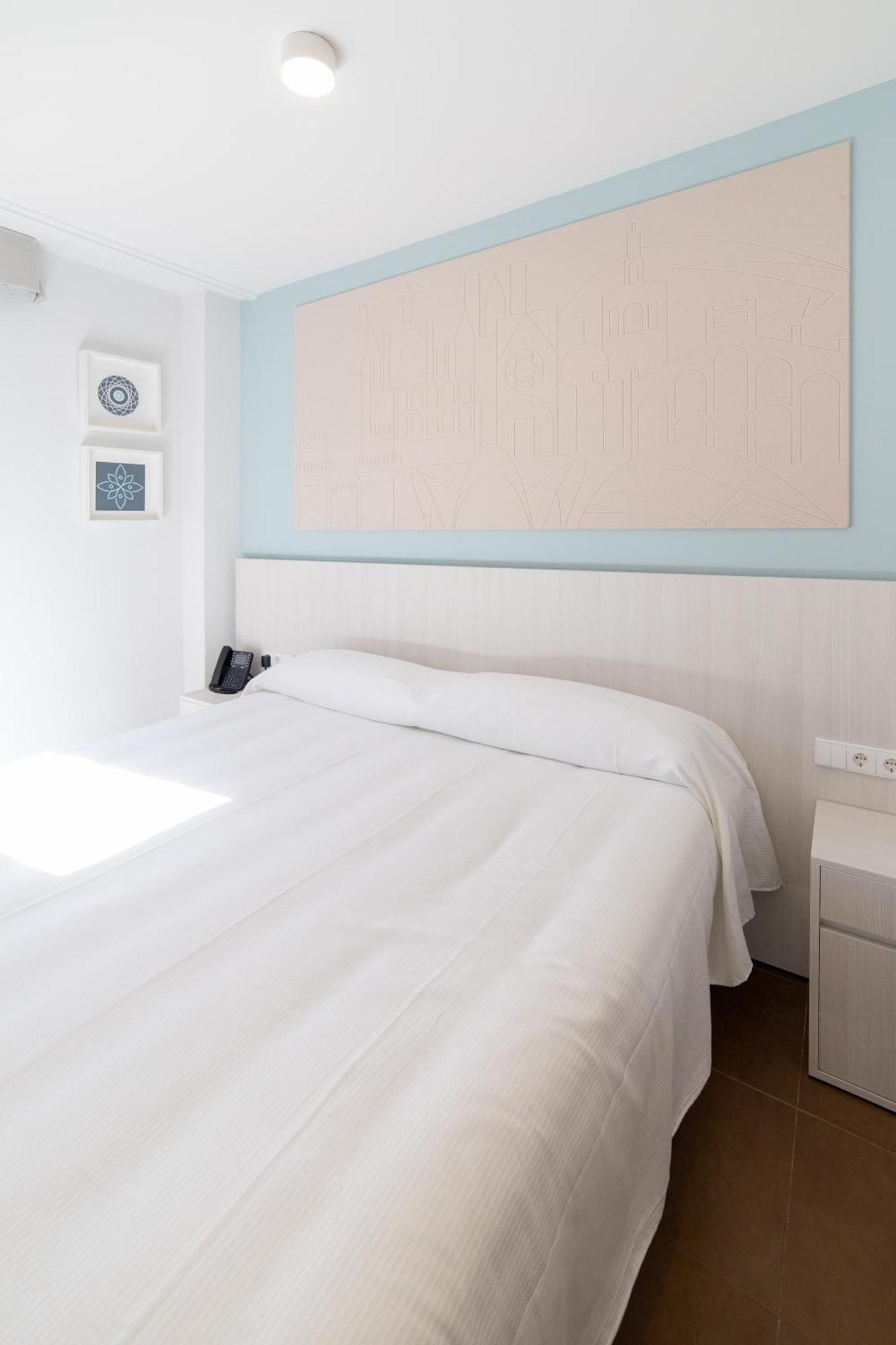 Hotel Alkazar Βαλένθια Εξωτερικό φωτογραφία