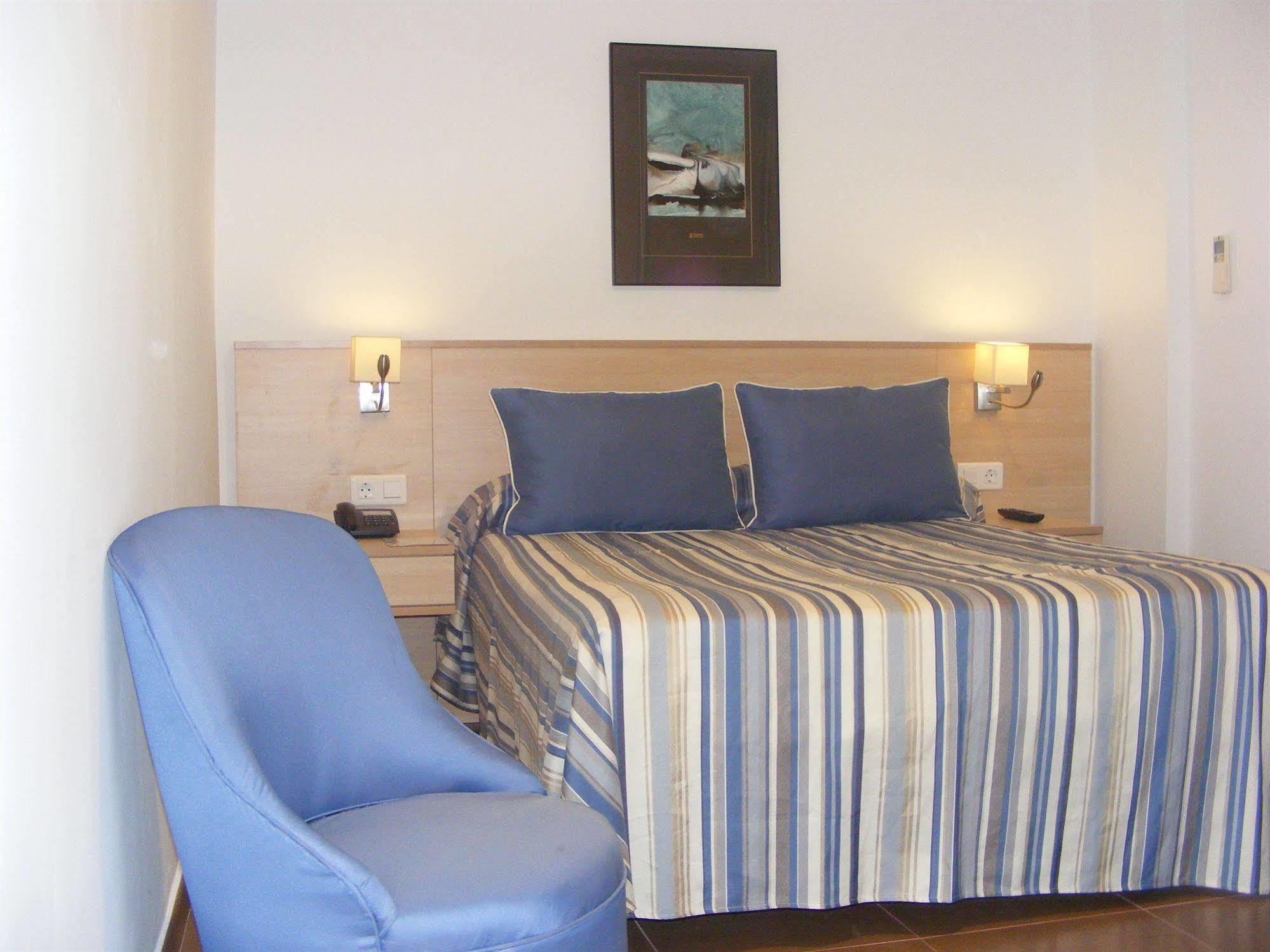 Hotel Alkazar Βαλένθια Εξωτερικό φωτογραφία