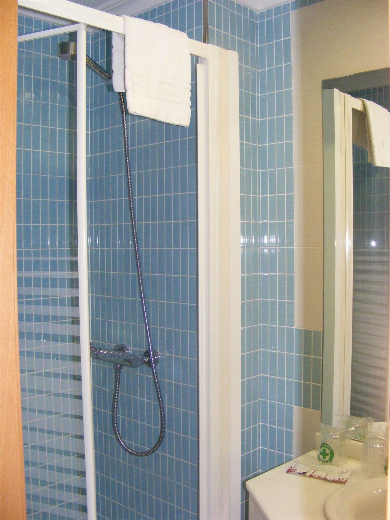 Hotel Alkazar Βαλένθια Εξωτερικό φωτογραφία